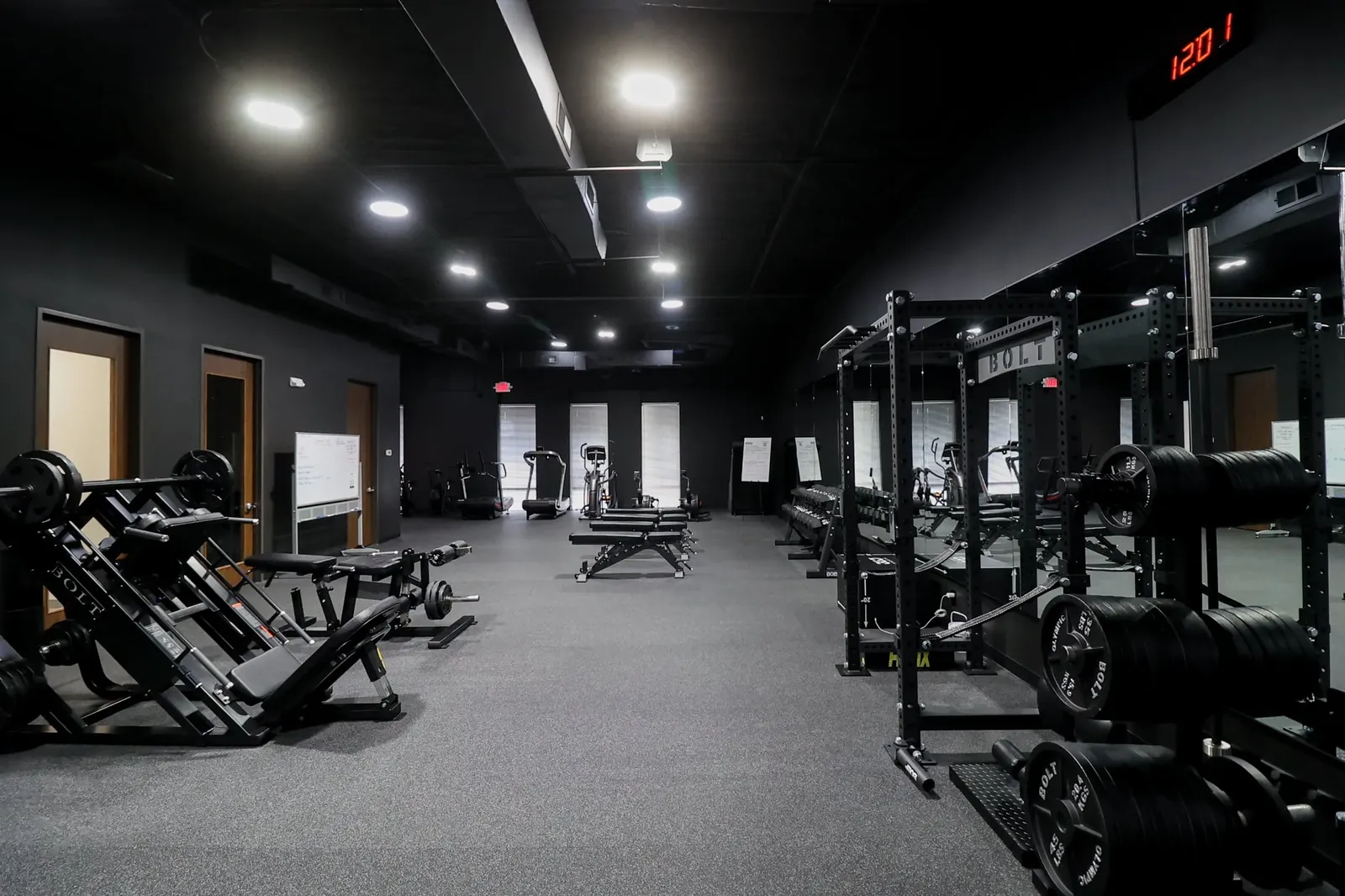 The weight and machine floor at Ilekan Athletic Club, lit from above